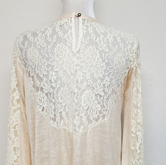 𝅺UMGEE USA Cream Lace Bell Sleeve Keyhole Pleated Bust Boho Midi Dress Small - Picture 8 of 11